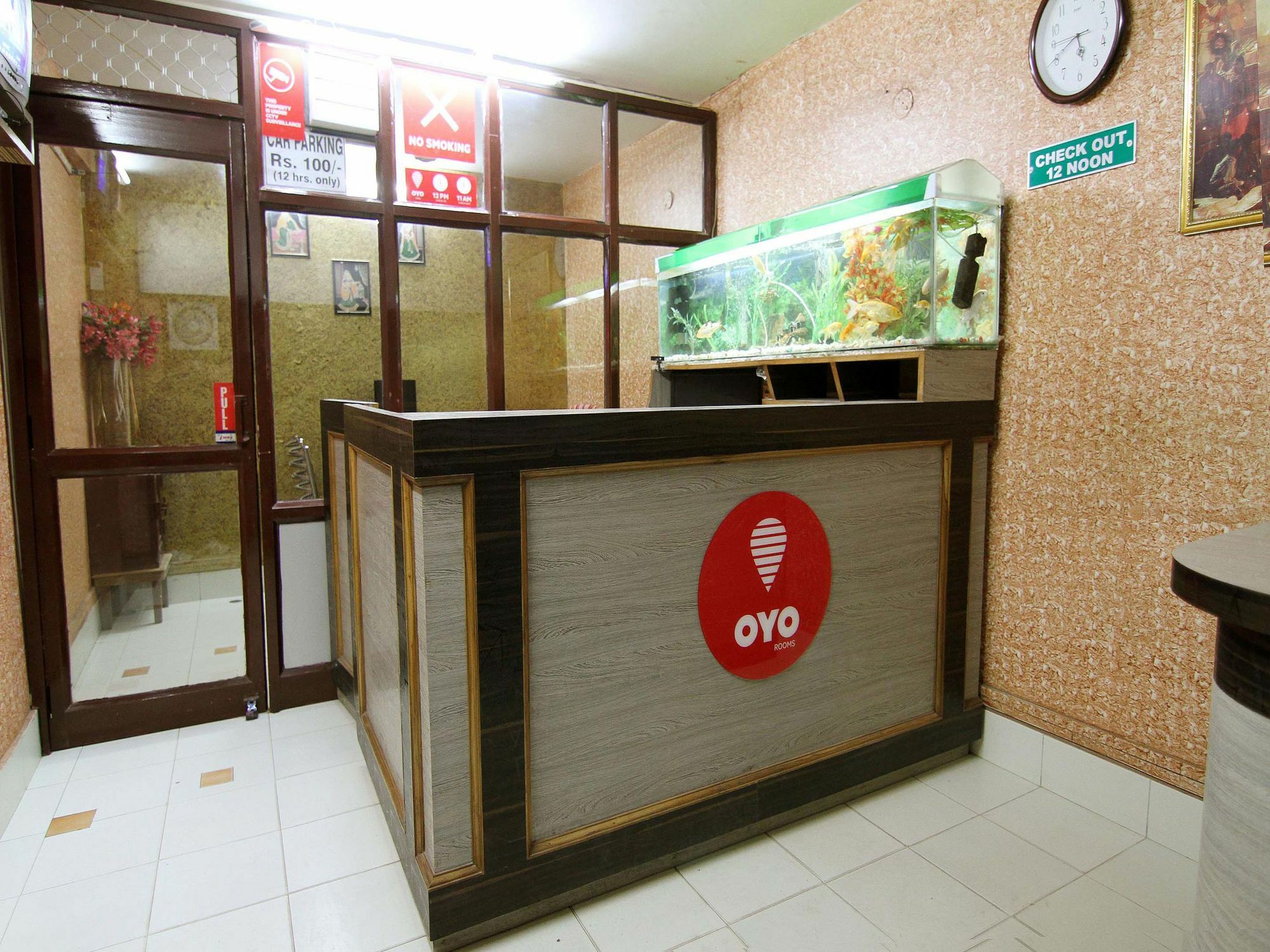 Oyo 3519 Hotel Garden Inn Varanasi Exterior photo